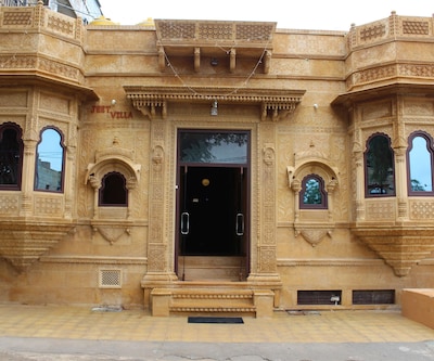 Hotel Jeet Villa C V S Colony